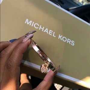 Micheal Kors bracelet